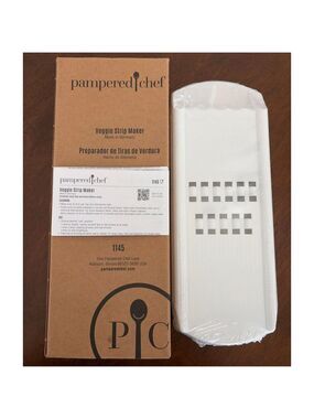Pampered Chef White Veggie Strip Maker One Size